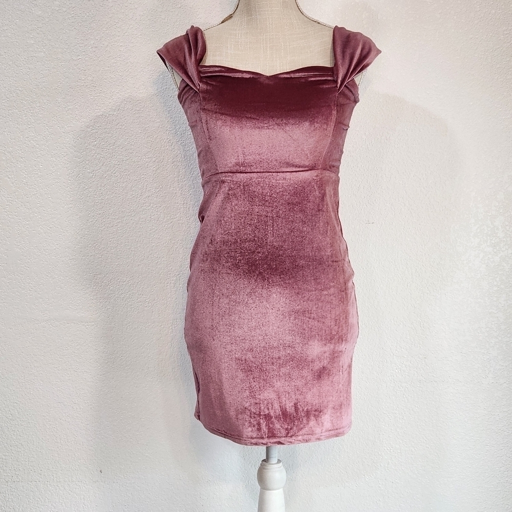 Re:named Velvet Pink Off Shoulder Dress Size Medium